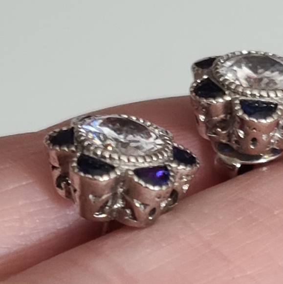 Tanzanite sterling silver earrings studs flowers CZ sparkly Tested estate - Picture 8 of 15